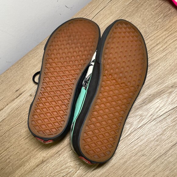 Men's 6.5/Women's 8 Custom Designed Teal & Black Star Vans - Picture 11 of 12